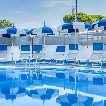 Apartaments Suites Ambassador Caorle Ngoại thất bức ảnh