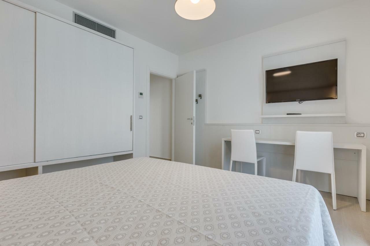Apartaments Suites Ambassador Caorle Ngoại thất bức ảnh