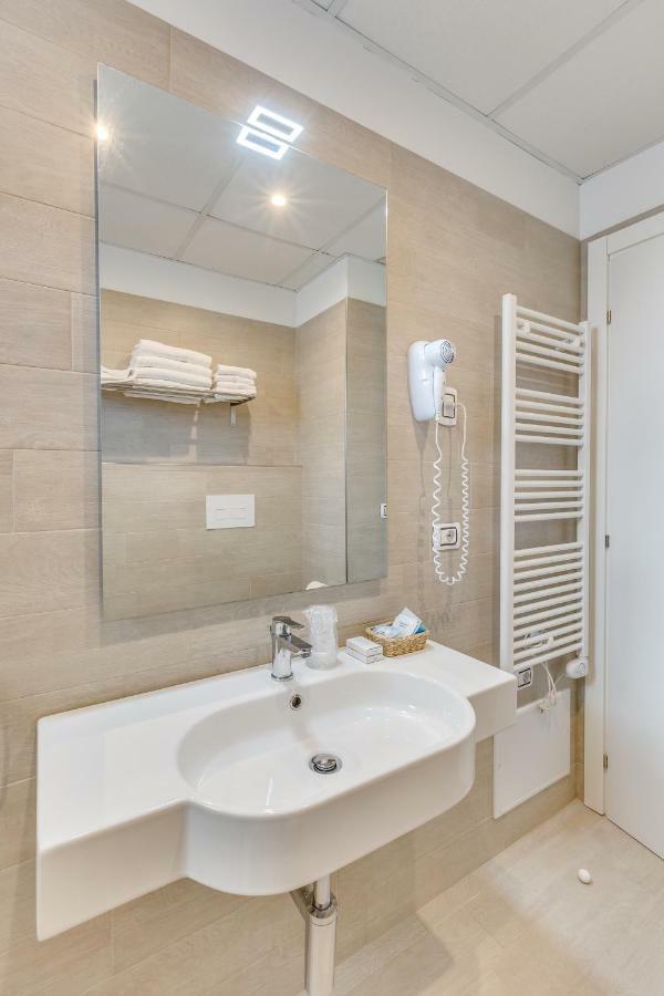 Apartaments Suites Ambassador Caorle Ngoại thất bức ảnh