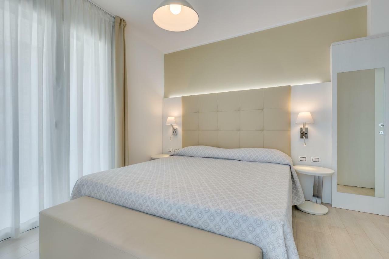 Apartaments Suites Ambassador Caorle Ngoại thất bức ảnh