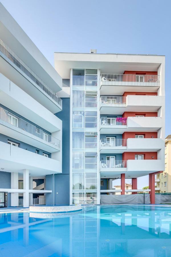 Apartaments Suites Ambassador Caorle Ngoại thất bức ảnh